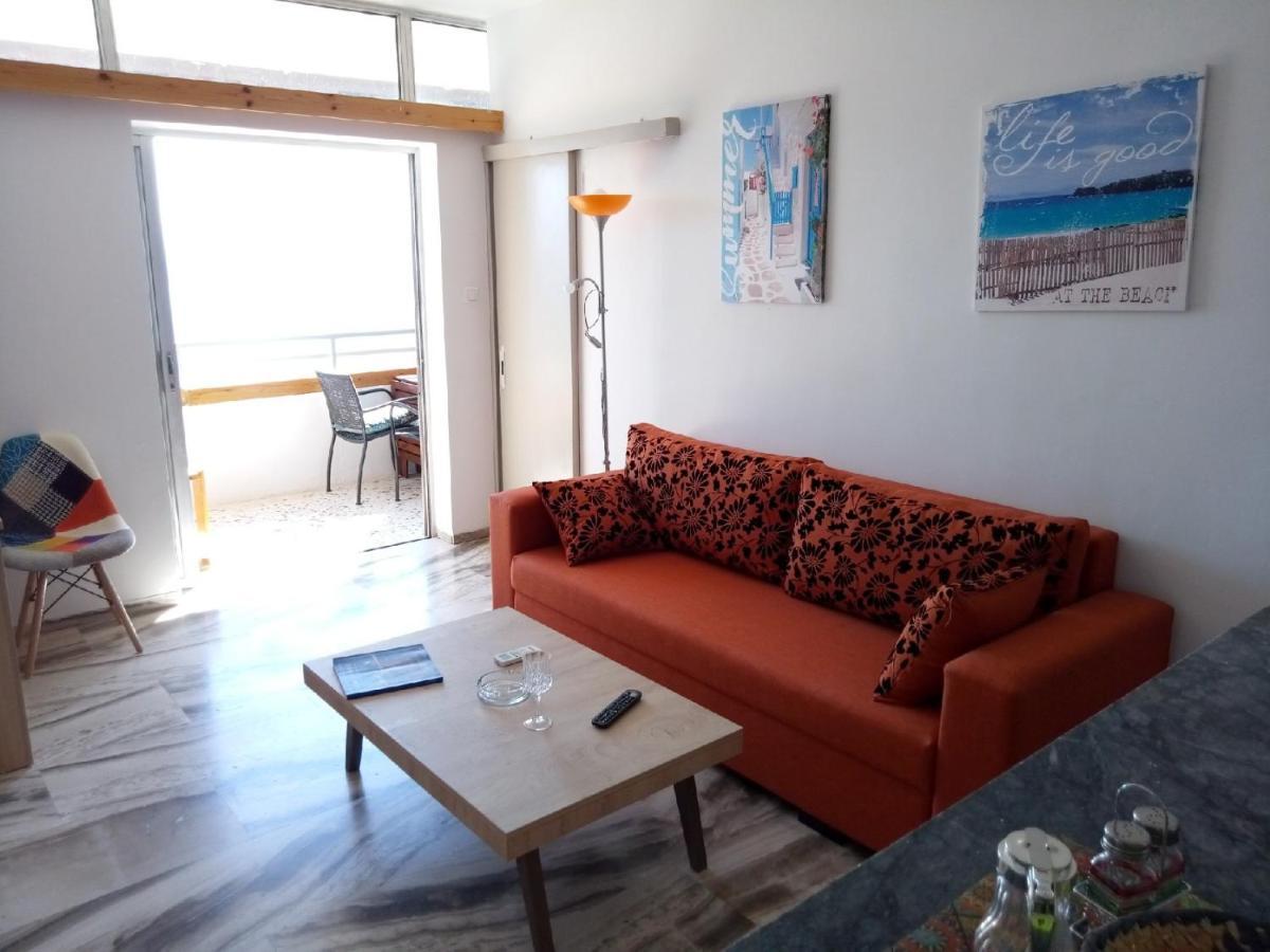 Atlas Apartment With Private Beach And Seaview 루트라키 외부 사진